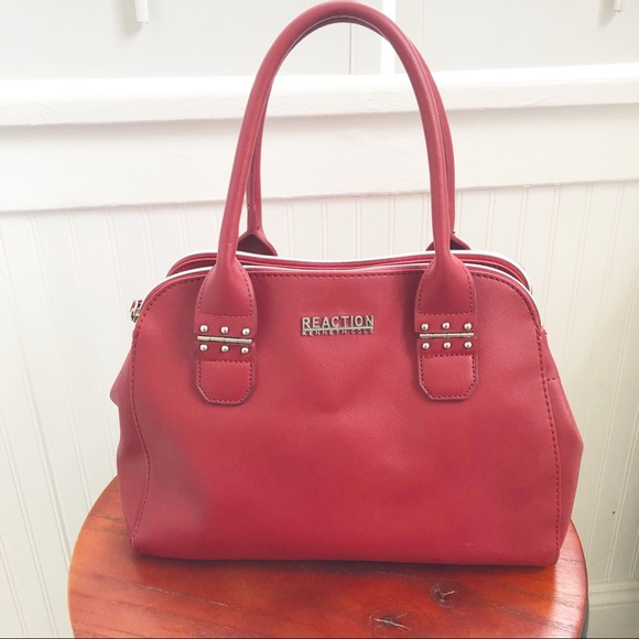 Kenneth Cole Reaction Handbags - Kenneth Cole Reaction EUC Red Handbag